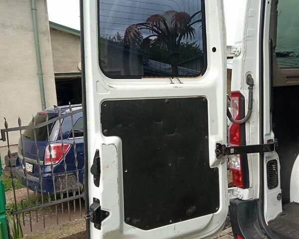 Білий Опель Movano, об'ємом двигуна 2.3 л та пробігом 220 тис. км за 11700 $, фото 8 на Automoto.ua