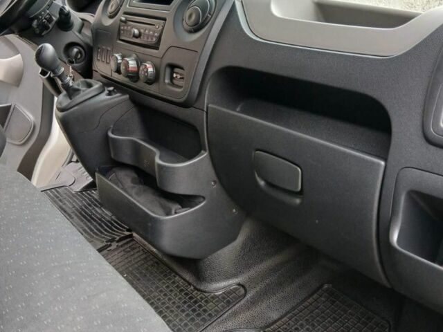 Белый Опель Movano, объемом двигателя 2.3 л и пробегом 600 тыс. км за 12500 $, фото 18 на Automoto.ua