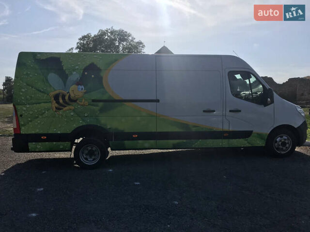 Белый Опель Movano, объемом двигателя 2.3 л и пробегом 70 тыс. км за 10000 $, фото 3 на Automoto.ua