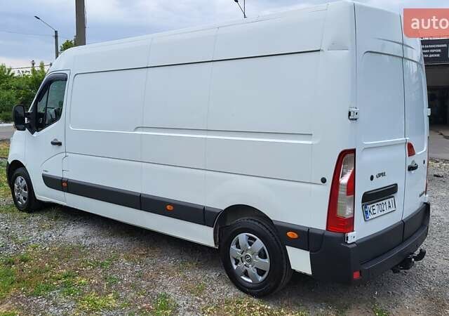 Білий Опель Movano, об'ємом двигуна 2.3 л та пробігом 411 тис. км за 12300 $, фото 3 на Automoto.ua