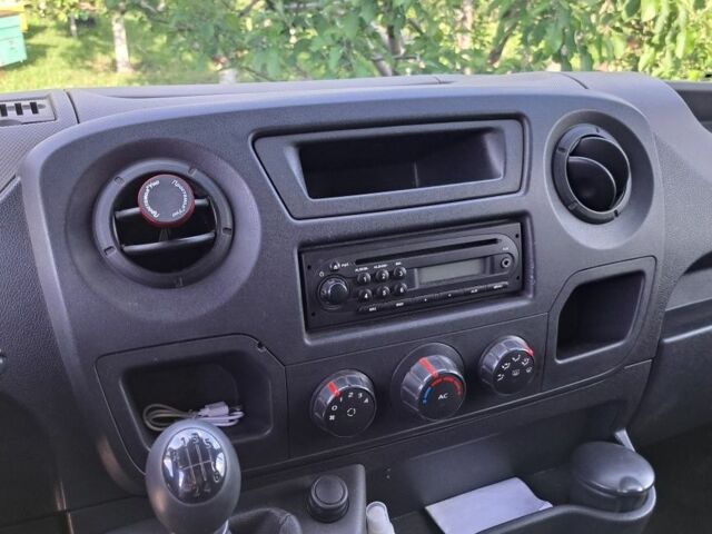 Белый Опель Movano, объемом двигателя 2.3 л и пробегом 217 тыс. км за 12250 $, фото 4 на Automoto.ua