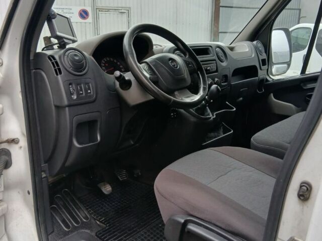 Белый Опель Movano, объемом двигателя 2.3 л и пробегом 600 тыс. км за 12500 $, фото 16 на Automoto.ua