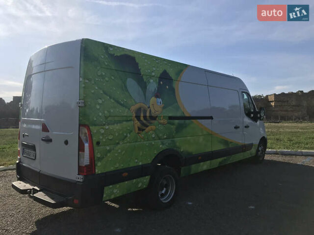 Белый Опель Movano, объемом двигателя 2.3 л и пробегом 70 тыс. км за 10000 $, фото 4 на Automoto.ua