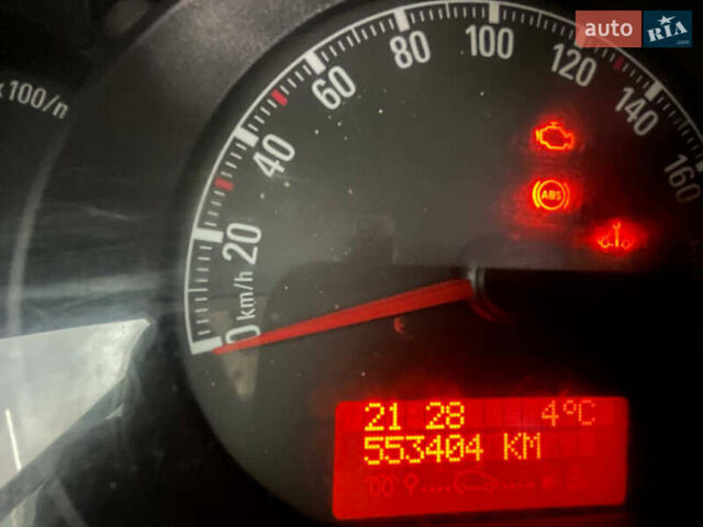 Белый Опель Movano, объемом двигателя 2.3 л и пробегом 530 тыс. км за 9900 $, фото 12 на Automoto.ua