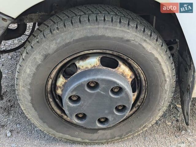 Белый Опель Movano, объемом двигателя 2.3 л и пробегом 257 тыс. км за 12900 $, фото 3 на Automoto.ua