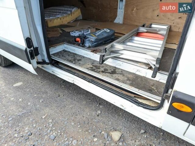 Белый Опель Movano, объемом двигателя 2.3 л и пробегом 257 тыс. км за 12900 $, фото 11 на Automoto.ua