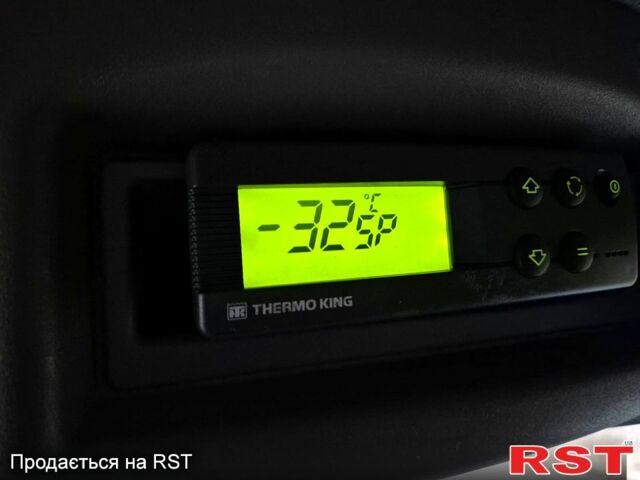 Белый Опель Movano, объемом двигателя 2.3 л и пробегом 232 тыс. км за 17300 $, фото 10 на Automoto.ua