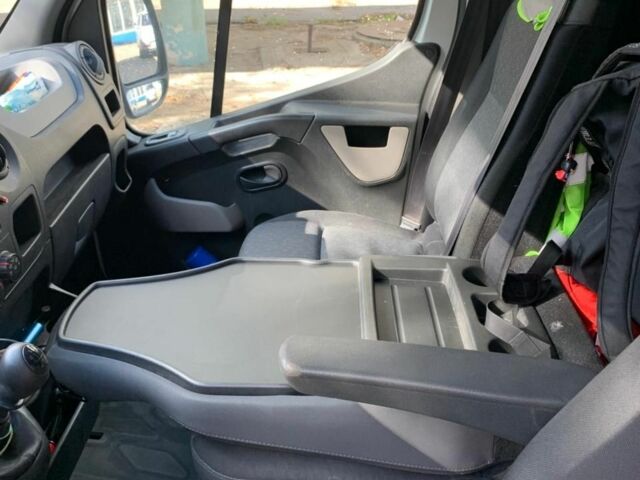 Білий Опель Movano, об'ємом двигуна 2.3 л та пробігом 290 тис. км за 12200 $, фото 5 на Automoto.ua