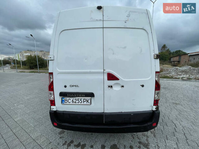 Белый Опель Movano, объемом двигателя 2.3 л и пробегом 530 тыс. км за 9900 $, фото 6 на Automoto.ua