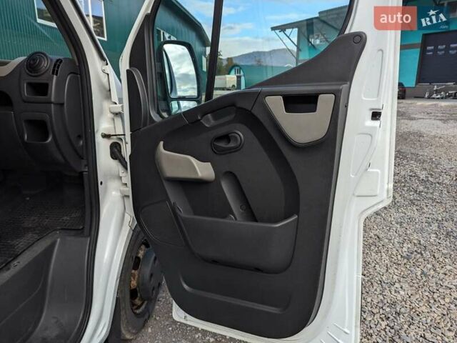 Белый Опель Movano, объемом двигателя 2.3 л и пробегом 257 тыс. км за 12900 $, фото 30 на Automoto.ua