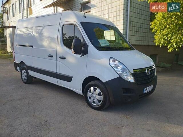 Білий Опель Movano, об'ємом двигуна 2.3 л та пробігом 303 тис. км за 13500 $, фото 2 на Automoto.ua