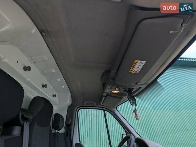 Белый Опель Movano, объемом двигателя 2.3 л и пробегом 257 тыс. км за 12900 $, фото 22 на Automoto.ua