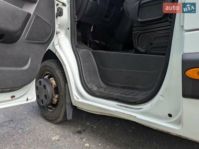 Белый Опель Movano, объемом двигателя 2.3 л и пробегом 257 тыс. км за 12900 $, фото 21 на Automoto.ua
