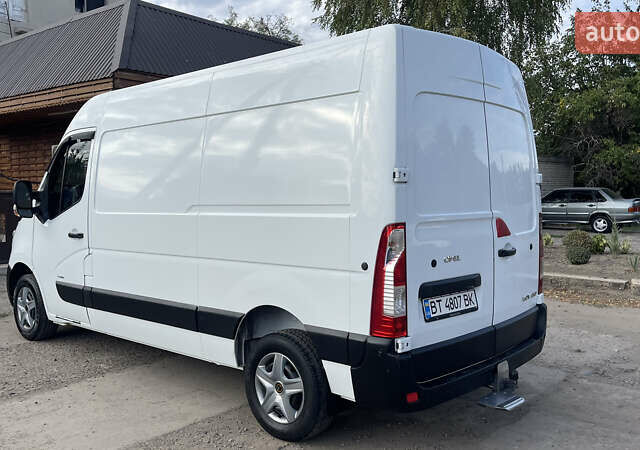 Белый Опель Movano, объемом двигателя 2.3 л и пробегом 290 тыс. км за 9900 $, фото 3 на Automoto.ua