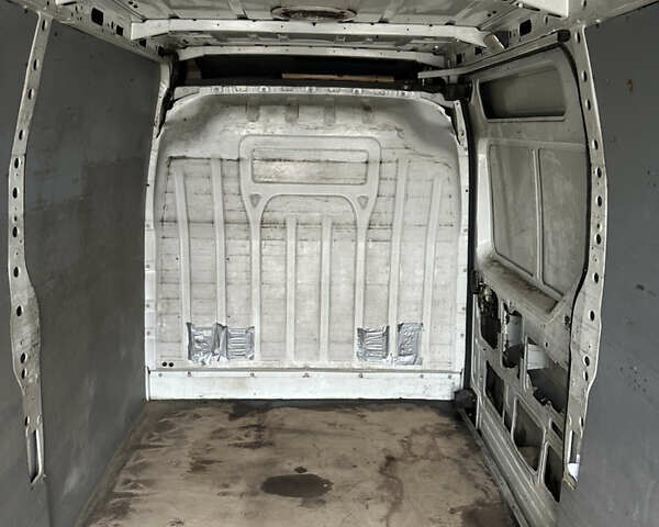 Білий Опель Movano, об'ємом двигуна 2.3 л та пробігом 700 тис. км за 8500 $, фото 31 на Automoto.ua