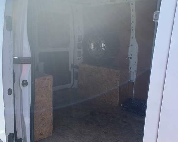 Білий Опель Movano, об'ємом двигуна 2.3 л та пробігом 243 тис. км за 12300 $, фото 4 на Automoto.ua