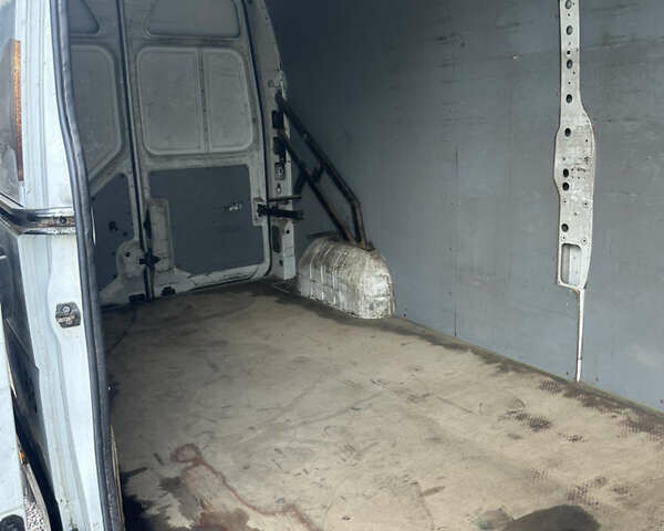 Білий Опель Movano, об'ємом двигуна 2.3 л та пробігом 700 тис. км за 8500 $, фото 25 на Automoto.ua
