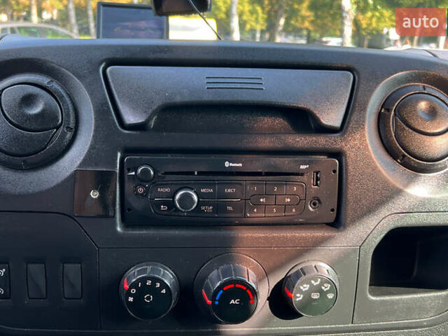 Белый Опель Movano, объемом двигателя 2.3 л и пробегом 373 тыс. км за 16700 $, фото 12 на Automoto.ua