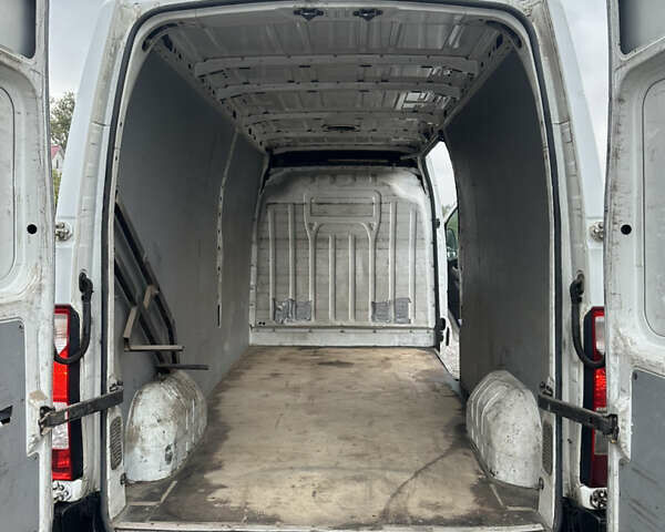 Білий Опель Movano, об'ємом двигуна 2.3 л та пробігом 700 тис. км за 8500 $, фото 28 на Automoto.ua