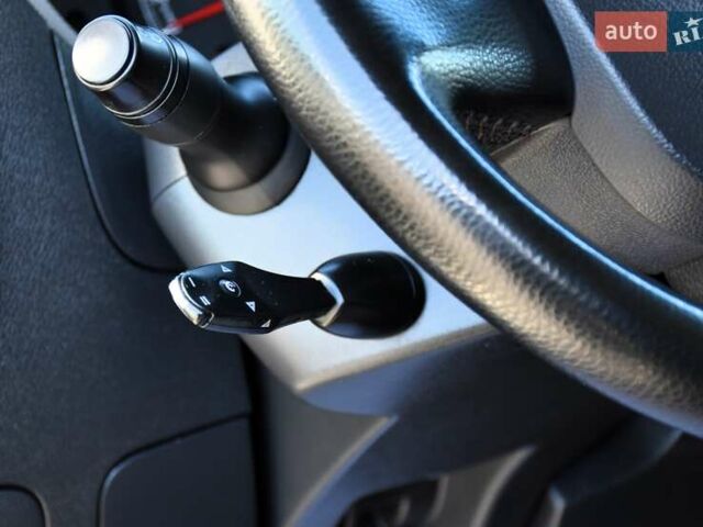 Белый Опель Movano, объемом двигателя 2.3 л и пробегом 279 тыс. км за 14550 $, фото 19 на Automoto.ua