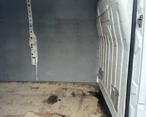 Білий Опель Movano, об'ємом двигуна 2.3 л та пробігом 700 тис. км за 8500 $, фото 24 на Automoto.ua