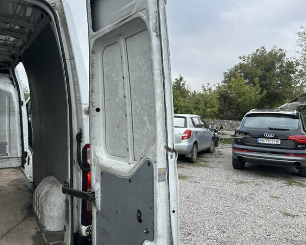 Білий Опель Movano, об'ємом двигуна 2.3 л та пробігом 700 тис. км за 8500 $, фото 30 на Automoto.ua