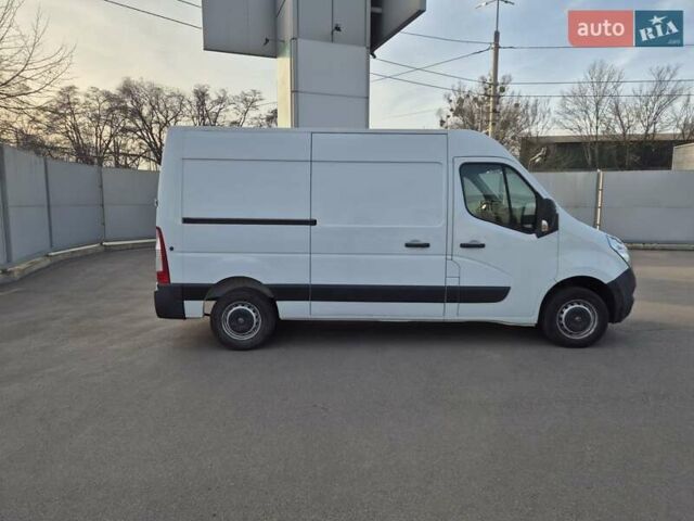 Белый Опель Movano, объемом двигателя 2.3 л и пробегом 193 тыс. км за 15000 $, фото 4 на Automoto.ua