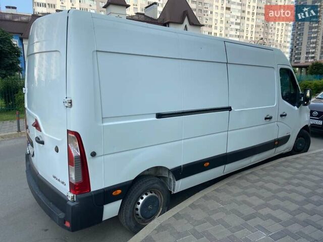 Белый Опель Movano, объемом двигателя 2.3 л и пробегом 358 тыс. км за 13000 $, фото 3 на Automoto.ua