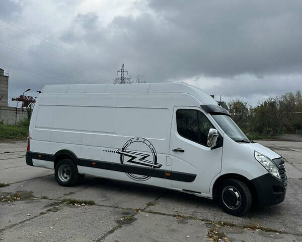 Белый Опель Movano, объемом двигателя 2.3 л и пробегом 201 тыс. км за 14300 $, фото 3 на Automoto.ua