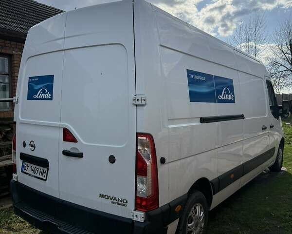 Белый Опель Movano, объемом двигателя 2.3 л и пробегом 262 тыс. км за 14500 $, фото 2 на Automoto.ua
