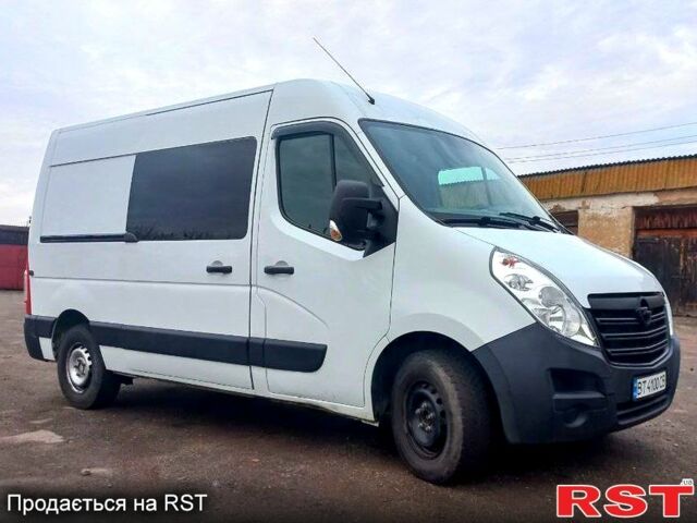 Белый Опель Movano, объемом двигателя 2.3 л и пробегом 258 тыс. км за 13500 $, фото 1 на Automoto.ua