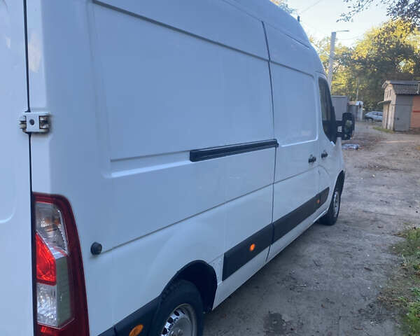 Білий Опель Movano, об'ємом двигуна 2.3 л та пробігом 197 тис. км за 12500 $, фото 3 на Automoto.ua
