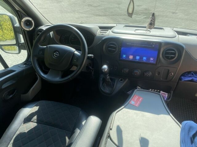 Белый Опель Movano, объемом двигателя 2.3 л и пробегом 397 тыс. км за 15300 $, фото 3 на Automoto.ua