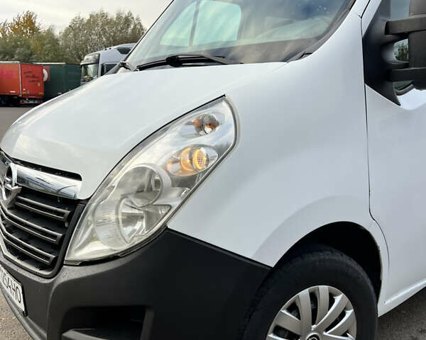 Опель Movano 2016 в Любомль на Automoto.ua Белый Опель Movano, объемом двигателя 2.3 л и пробегом 372 тыс. км за 15500 $, фото 2 на Automoto.ua