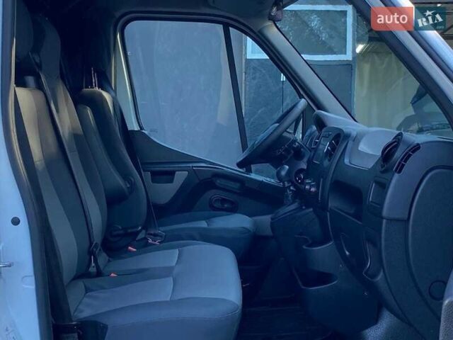 Белый Опель Movano, объемом двигателя 2.3 л и пробегом 265 тыс. км за 15600 $, фото 10 на Automoto.ua