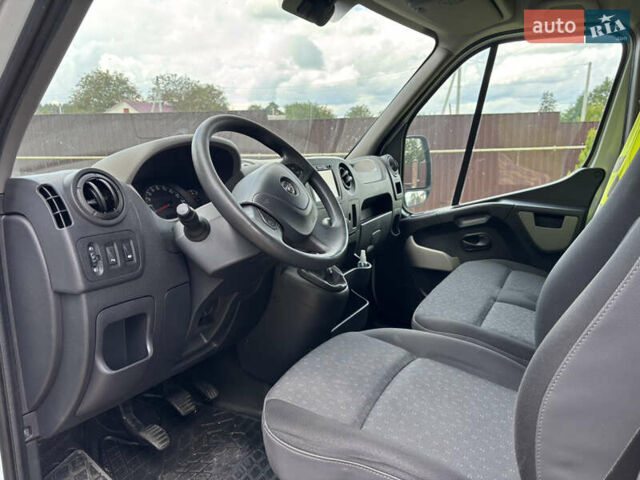 Білий Опель Movano, об'ємом двигуна 2.3 л та пробігом 211 тис. км за 15200 $, фото 6 на Automoto.ua