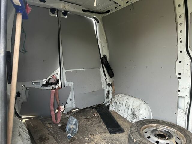 Белый Опель Movano, объемом двигателя 2.3 л и пробегом 275 тыс. км за 8700 $, фото 5 на Automoto.ua