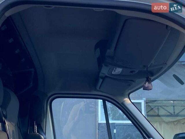 Белый Опель Movano, объемом двигателя 2.3 л и пробегом 265 тыс. км за 15600 $, фото 21 на Automoto.ua