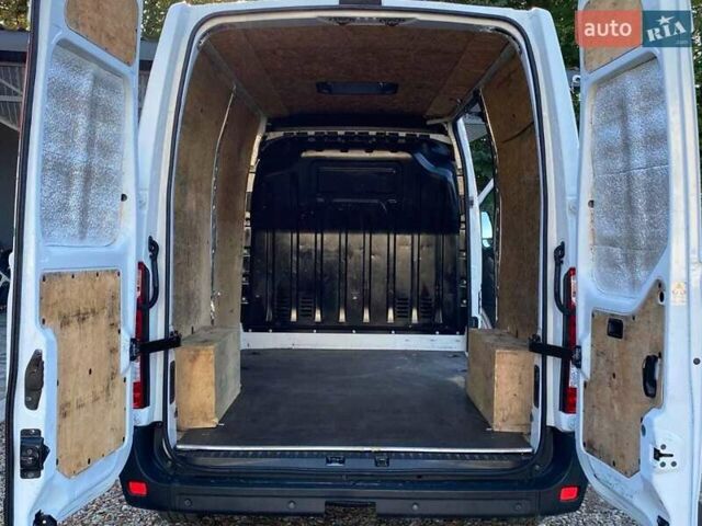 Белый Опель Movano, объемом двигателя 2.3 л и пробегом 265 тыс. км за 15600 $, фото 19 на Automoto.ua