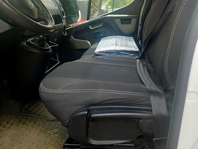 Белый Опель Movano, объемом двигателя 2.3 л и пробегом 277 тыс. км за 17000 $, фото 6 на Automoto.ua