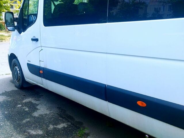 Белый Опель Movano, объемом двигателя 2.3 л и пробегом 277 тыс. км за 17000 $, фото 1 на Automoto.ua