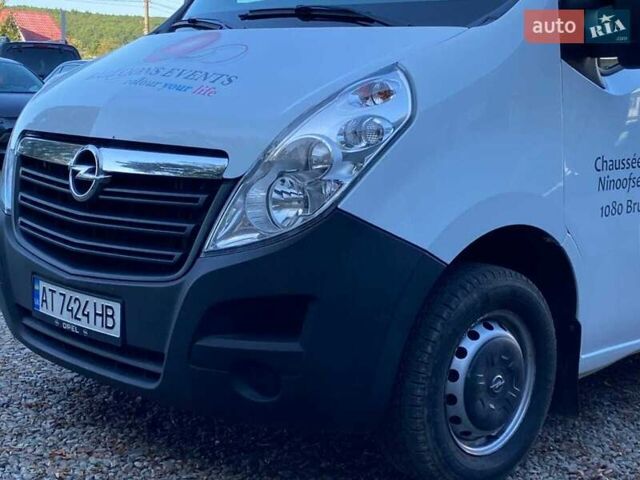 Белый Опель Movano, объемом двигателя 2.3 л и пробегом 265 тыс. км за 15600 $, фото 3 на Automoto.ua