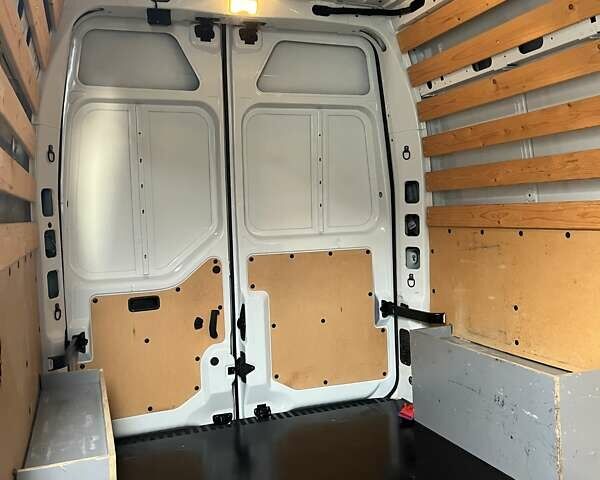 Білий Опель Movano, об'ємом двигуна 2.3 л та пробігом 262 тис. км за 15000 $, фото 16 на Automoto.ua