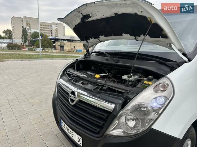 Білий Опель Movano, об'ємом двигуна 2.3 л та пробігом 285 тис. км за 12999 $, фото 16 на Automoto.ua
