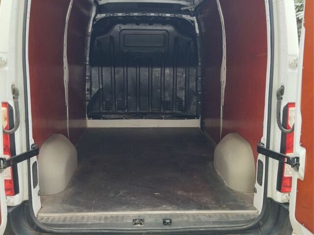 Белый Опель Movano, объемом двигателя 2.3 л и пробегом 214 тыс. км за 13300 $, фото 6 на Automoto.ua