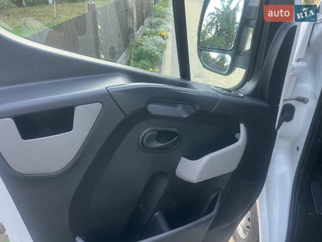 Белый Опель Movano, объемом двигателя 2.3 л и пробегом 282 тыс. км за 15500 $, фото 7 на Automoto.ua