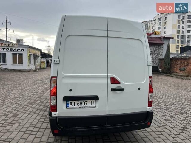 Білий Опель Movano, об'ємом двигуна 2.3 л та пробігом 262 тис. км за 15000 $, фото 4 на Automoto.ua