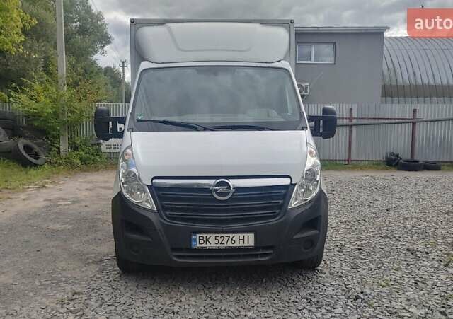 Білий Опель Movano, об'ємом двигуна 2.3 л та пробігом 292 тис. км за 16000 $, фото 1 на Automoto.ua
