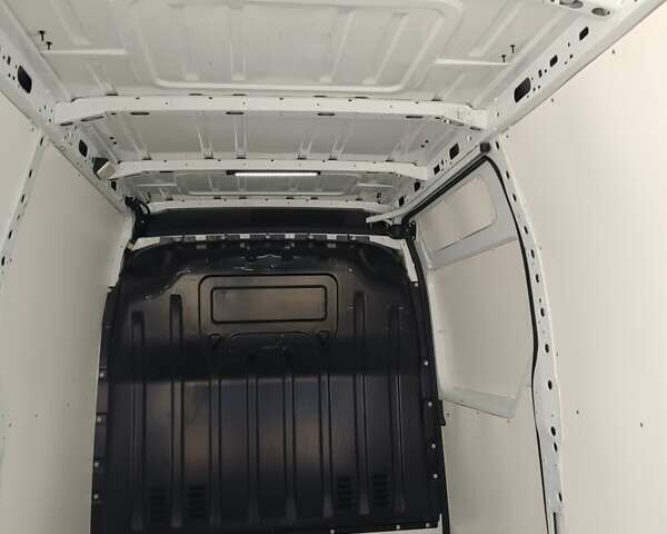 Белый Опель Movano, объемом двигателя 2.3 л и пробегом 245 тыс. км за 17200 $, фото 47 на Automoto.ua