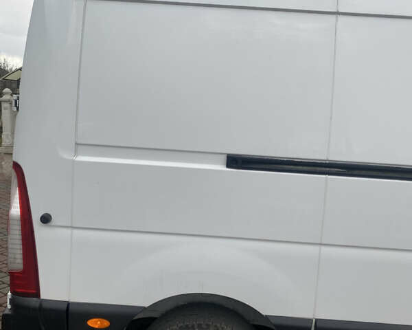 Белый Опель Movano, объемом двигателя 2.3 л и пробегом 415 тыс. км за 15400 $, фото 6 на Automoto.ua